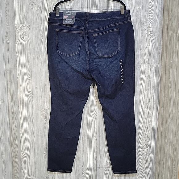 Torrid Mid Rise Skinny Vintage Stretch Jeans, Dark Wash, Women's Plus Size 18T - Picture 6 of 16